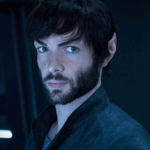 Ethan Peck Star Trek Netflix