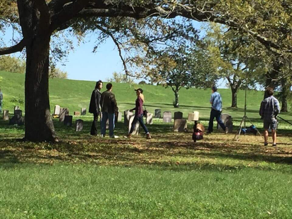 The Dirt Cast Set Photos
