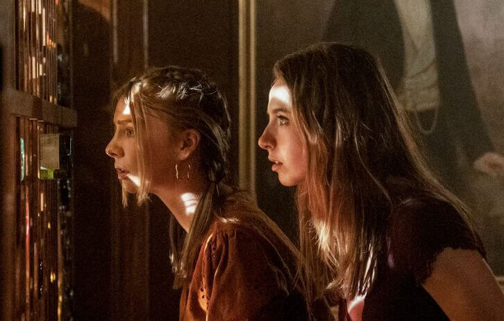 Maddie Phillips Anjelica Bette Fellni Slutty Teenage Bounty Hunters Netflix