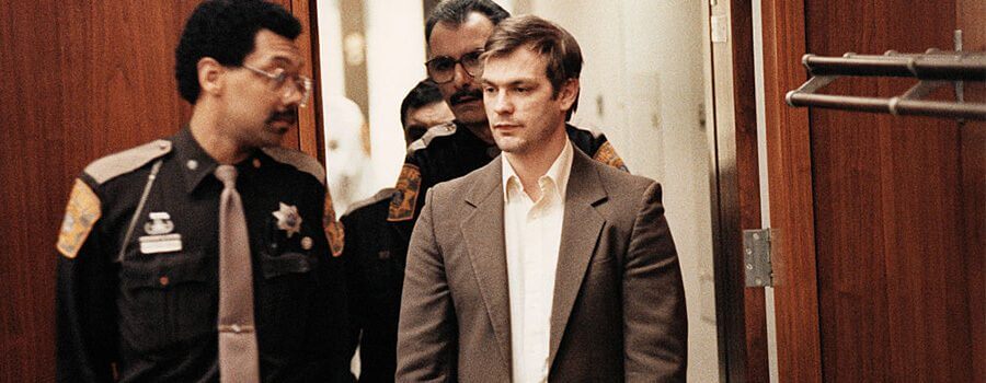 mostro la storia di jeffrey dahmer netflix