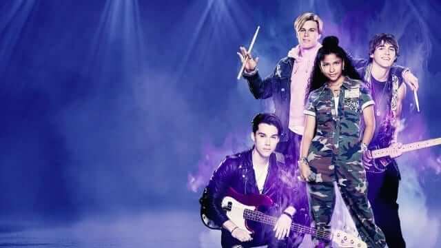 Julie And The Phantoms Best Chance At Netflix Franchise To Date