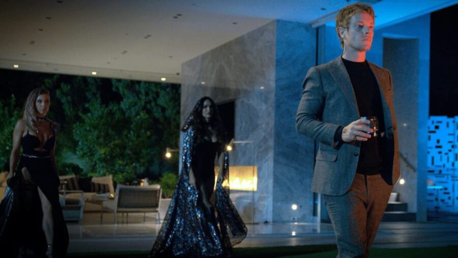 Night Teeth Alfie Allen Megan Fox Vampire Netflix