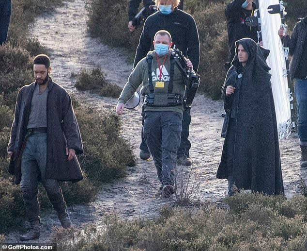 Royce Pierrseon Set Witcher Seaosn