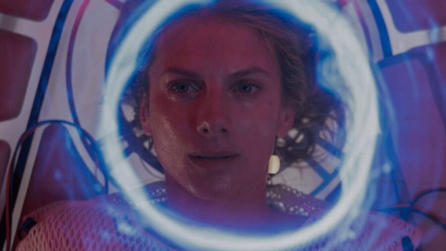 French Thriller Oxygen Coming To Netflix In May Melanie Laurent