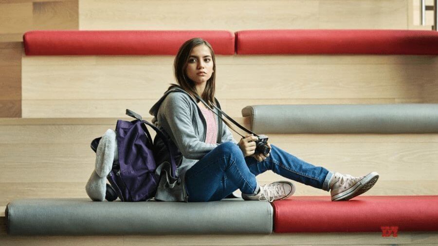 Sweet Girl Coming To Netflix In August Isabela Merced