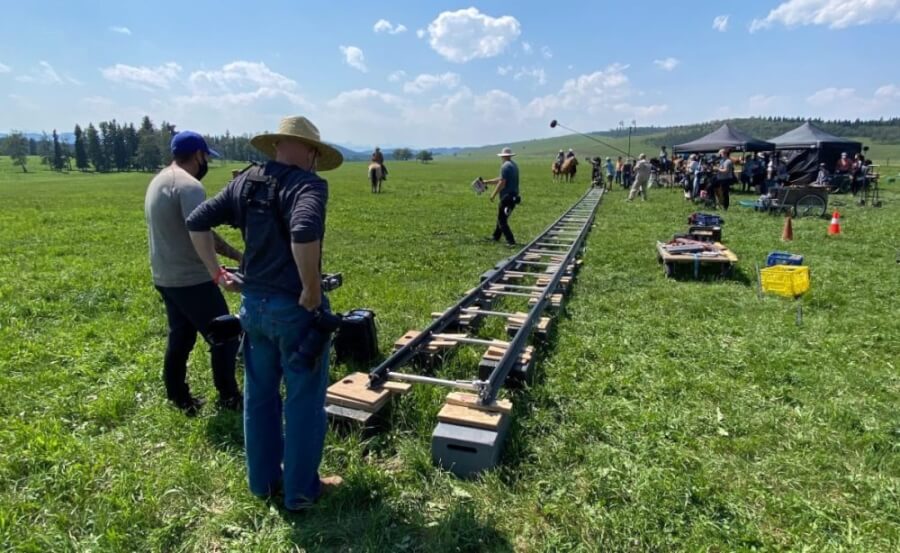 Behind the scenes of Heartland Season 15