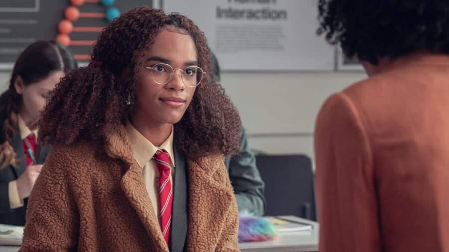 Heartstopper Season Lgbtq Romantic Drama Netflix Yasmin Finney