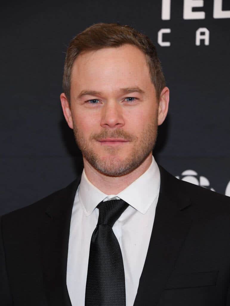 aaron ashmore netflix ginny georgia