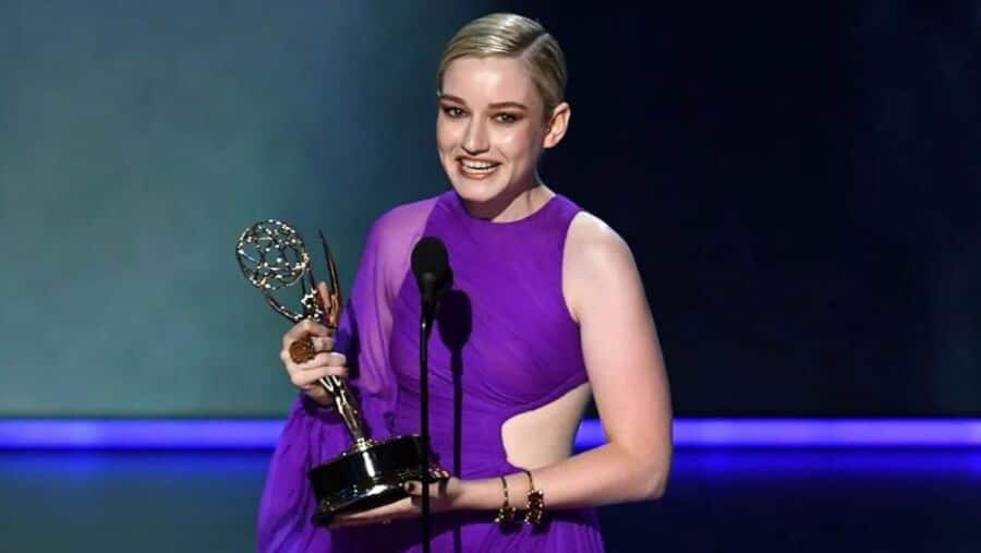 julia garner ganadora del emmy ozark