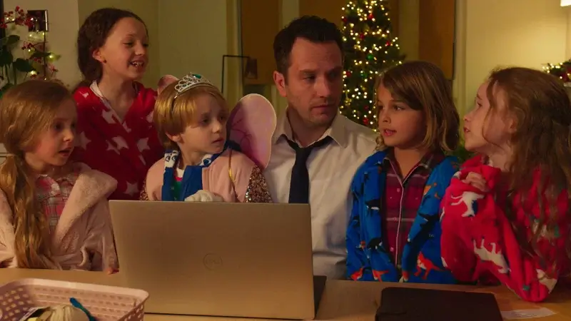 christmas on mistletoe farm netflix christmas on mistletoe farm netflix