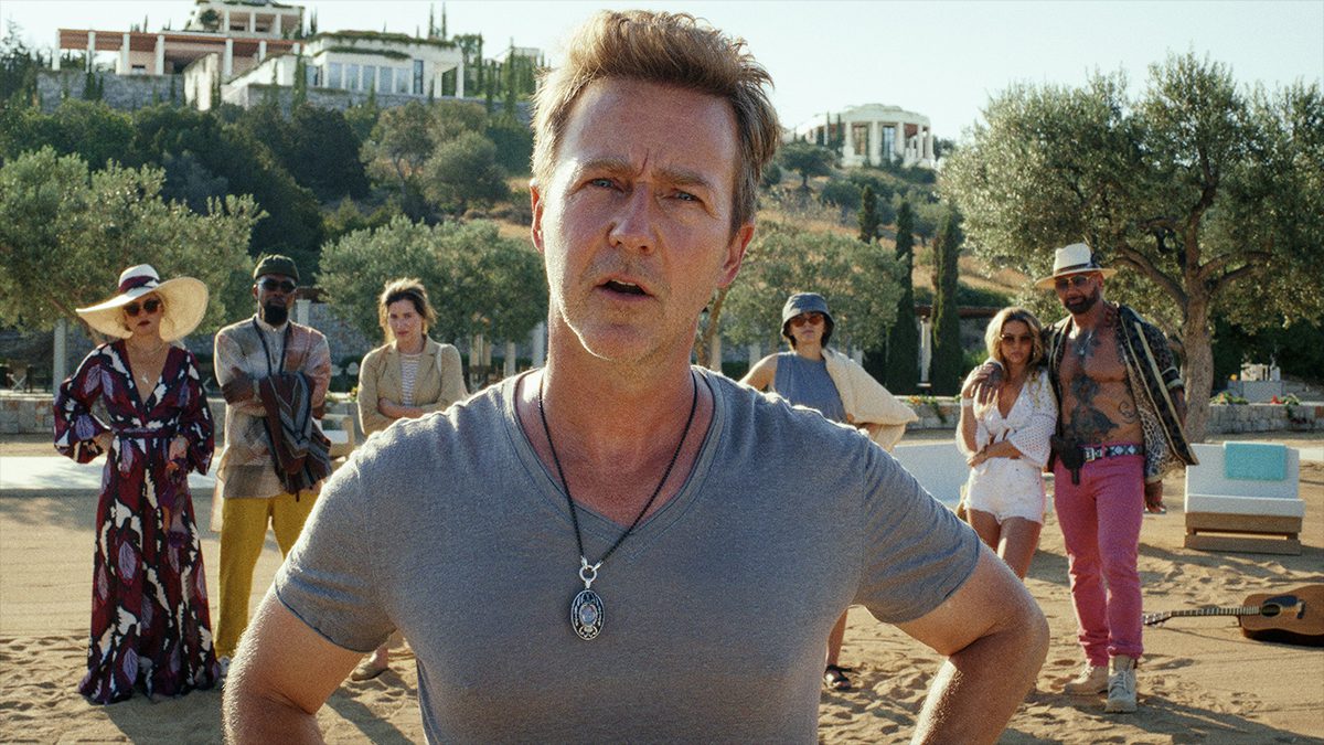Should you watch ‘Glass Onion: A Knives Out Mystery’ on Netflix?