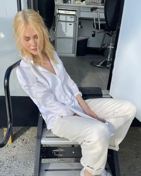 nicole kidman on set for a family affair