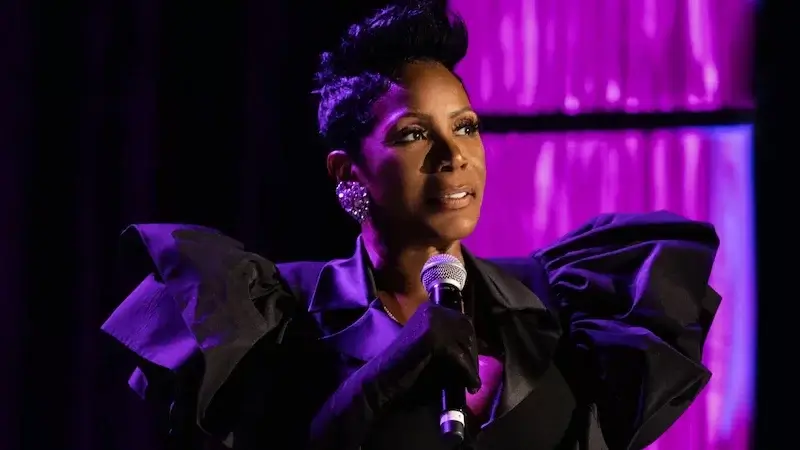 Lustre Sommore Queen