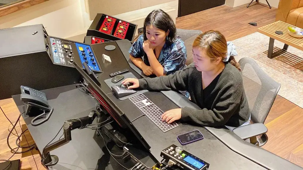 Jina Shirley Interview With Netflixs Xo Kitty Composers Shirley Song And Jina Hyojin An