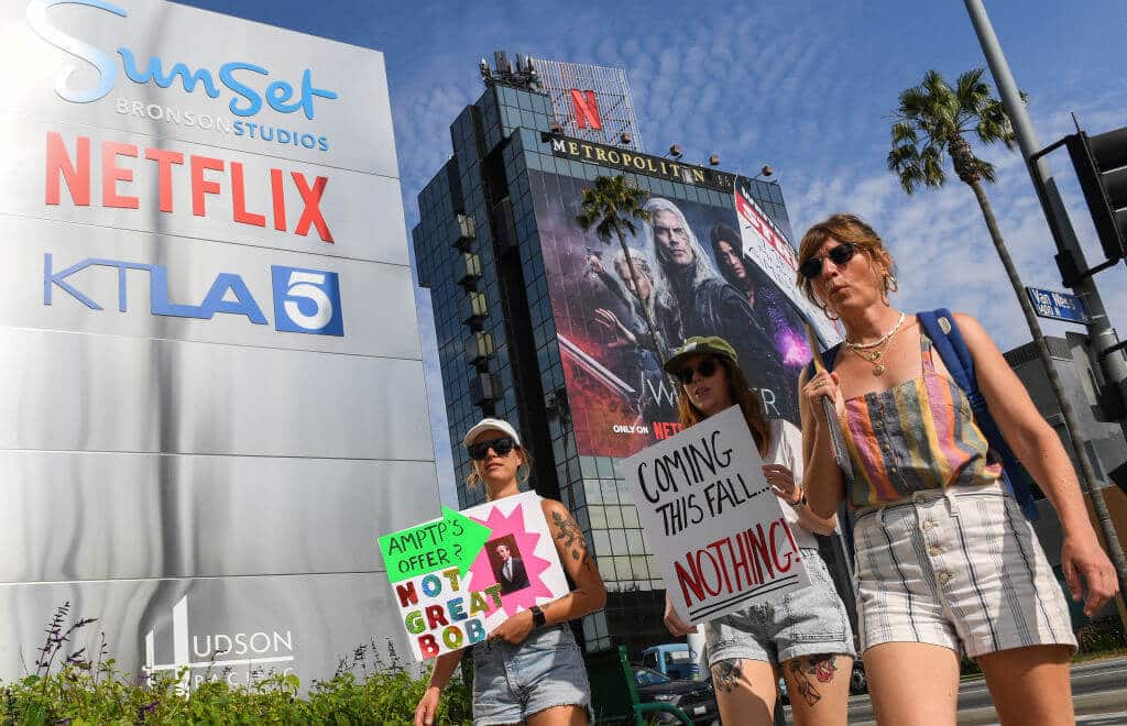 strikes outside netflix hq in los angeles