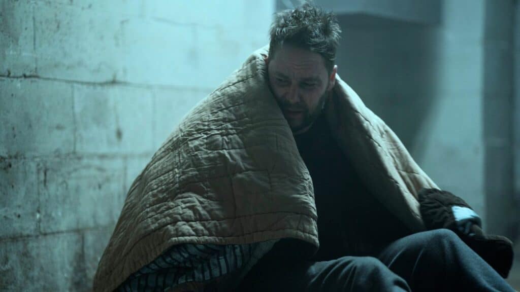 Glen Kryger Taylor Kitsch Painkiller Netflix