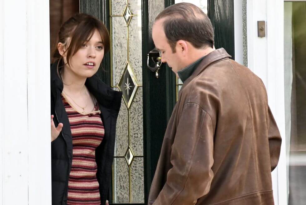 Aimee Lou Wood Rory Kinnear Filming Toxic Town Ee Db E