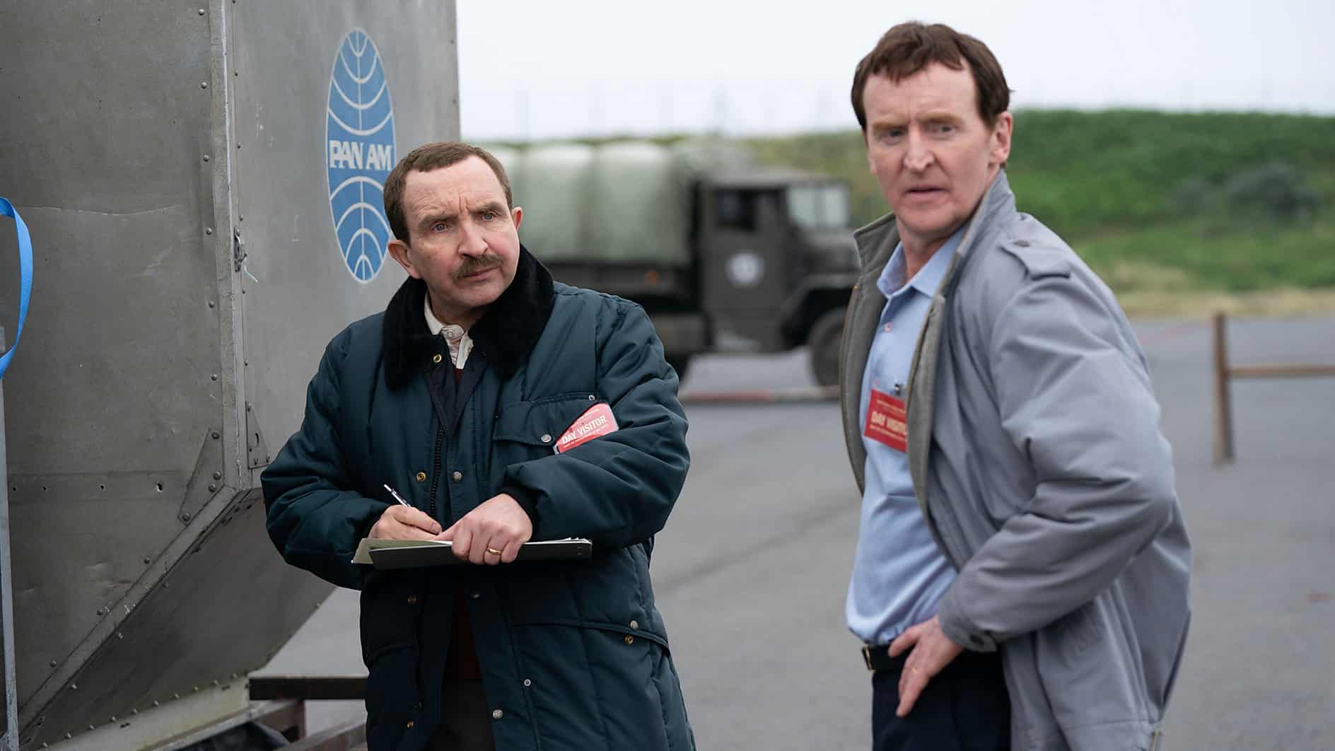 Tom Thurman (Eddie Marsan) And Dci Harry Bell (Tony Curran)