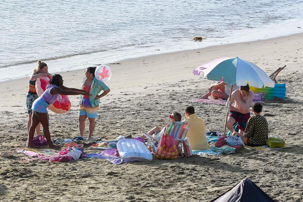 Lyme Regis, Dorset, Uk. Th October . Filming On The Beach At Lyme Regis In Dorset For Rd Series Of The Netflix Lgbtq+ Drama Heartstopper, About Teen Friendship And Young Romance Based On The Graphic Novel By Alice Oseman, Starring Kit Connor As Ni