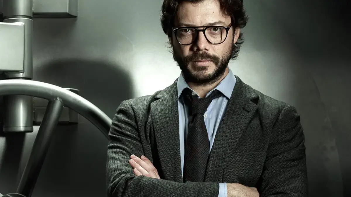 More Money Heist Teased By Creator Professor Netflix