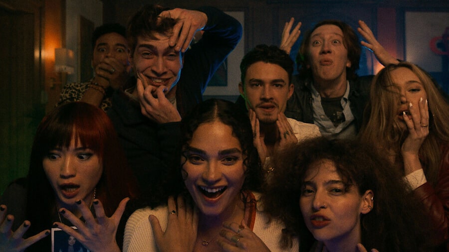 Its Whats Inside Haunted Heist Netflix Originals Coming To Netflix In October