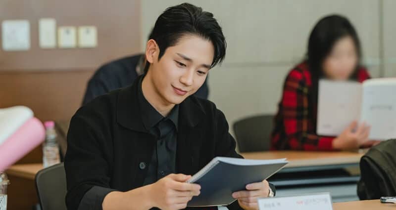 Jung Jae In Love Next Door Netflix K Drama Coming To Netflix In August