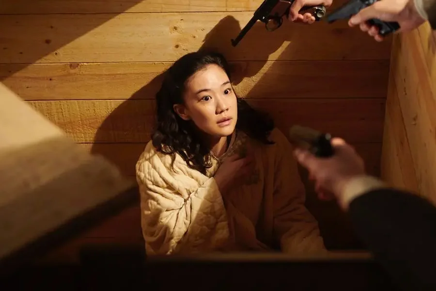 Yu Aoi The Human Vapor الدراما اليابانية Netflix Yeon Sang Ho Yu Aoi The Human Vapor الدراما اليابانية Netflix Yeon Sang Ho