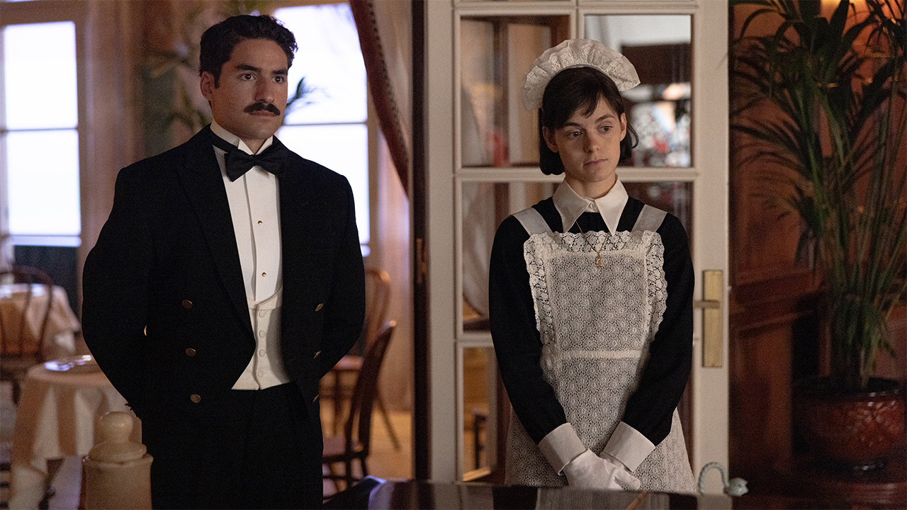 2 First Look The Final Problem Spanish Netflix Series September 2026