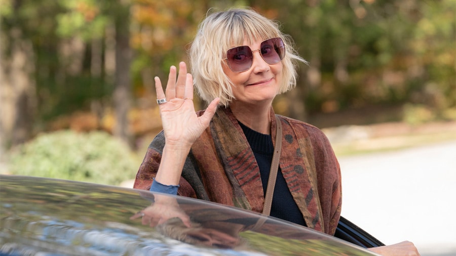 Kerri Kenney Silver The Four Seasons Season 2 Netflix Renewal