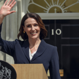 Suranne Jones and Julie Delpy Netflix Series ‘Hostage’: Everything You Need To Know Article Photo Teaser