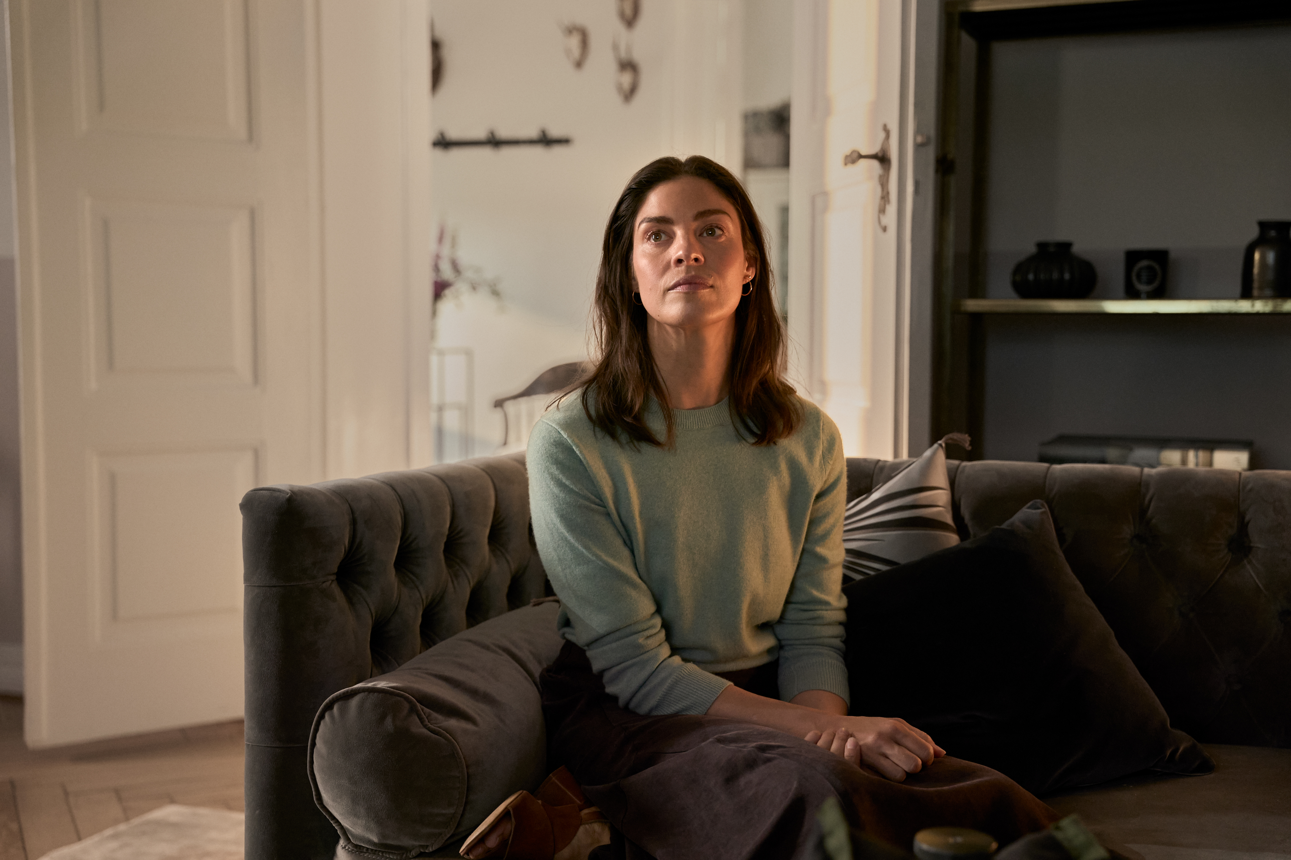 Thesecretwoman 606 Nikolajthaningrentzmann Netflix