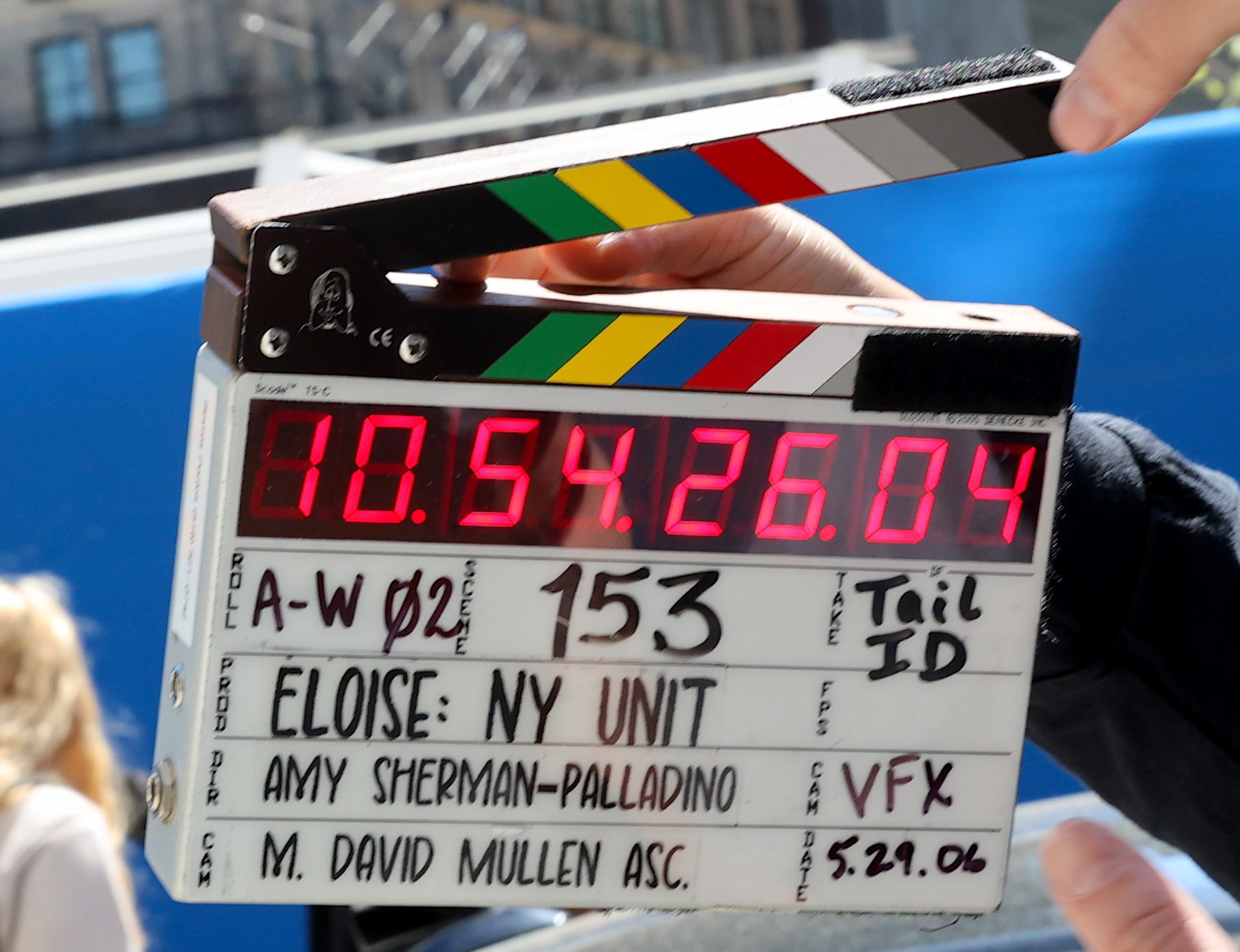 First Look Eloise Set Photos Netflix (10)