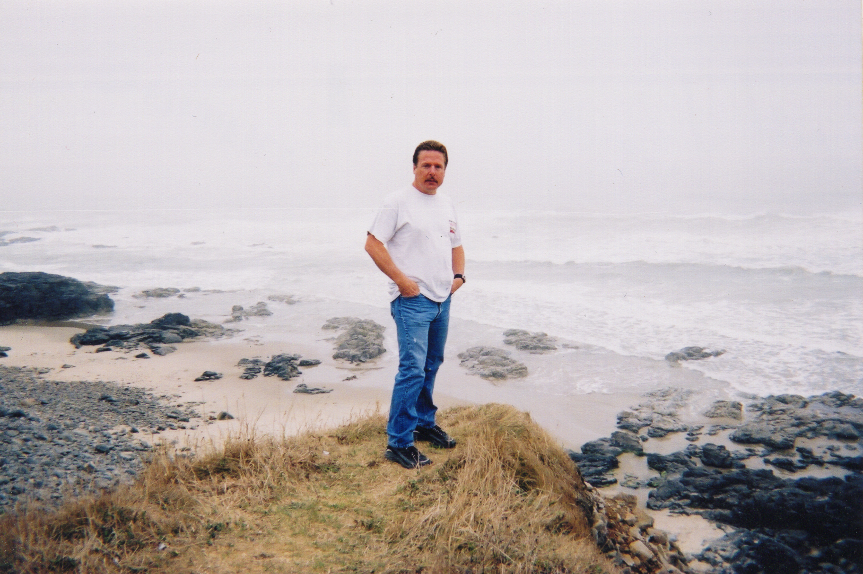 4. Long View T S01468 John Barnett at beach