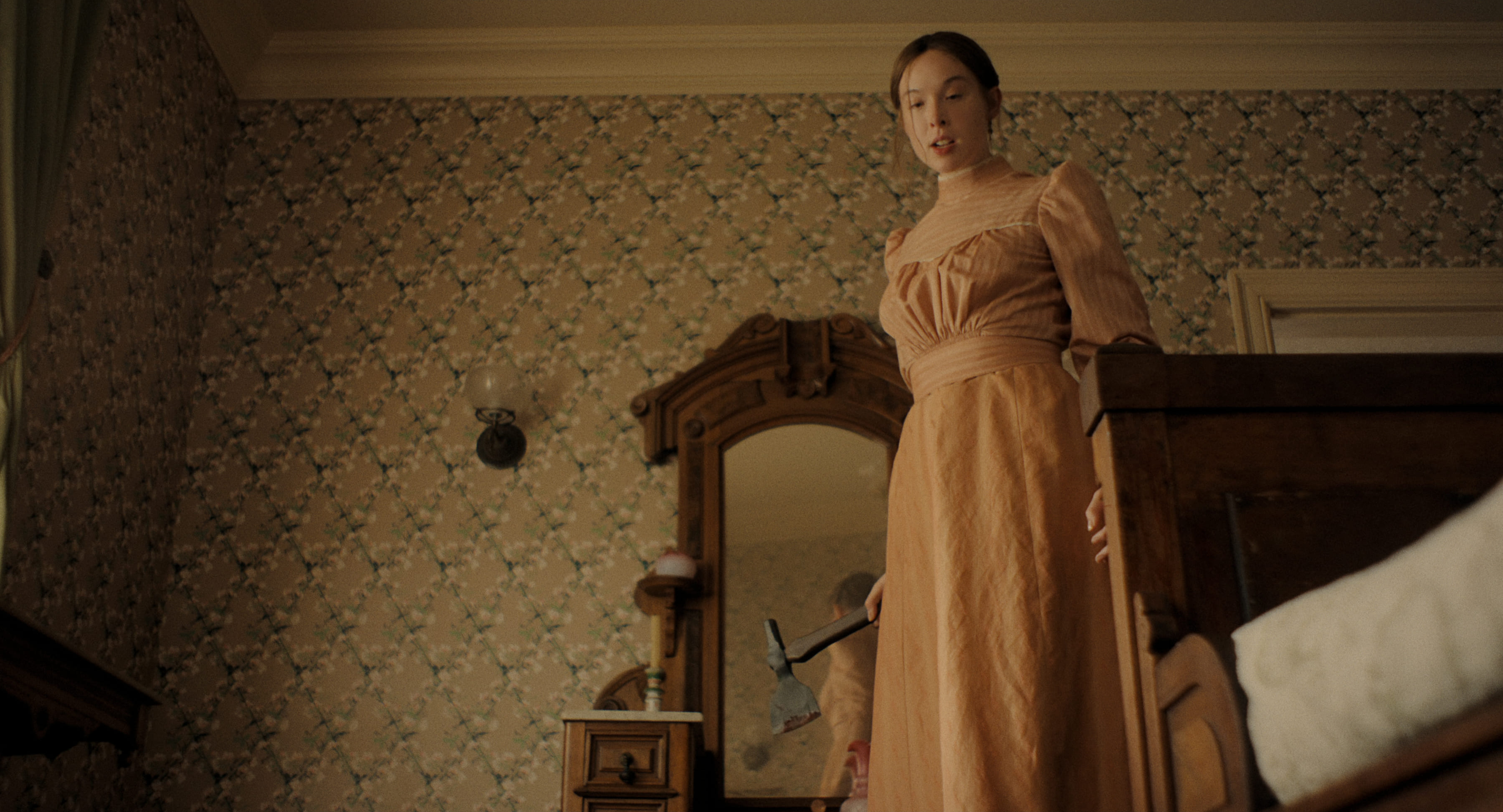 Monster The Lizzie Borden Story N S1 E4 00 38 28 06R
