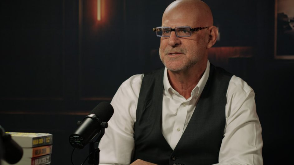harlan-coben-talks-adapting-his-novels-and-why-netflix-s-myron-bolitar