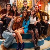‘Hollywood Arts’ Netflix Trailer: Kira Kosarin, Lexi Rivera, Sofie Dossi & Taylen Biggs Join ‘Victorious’ Spin-Off Article Photo Teaser