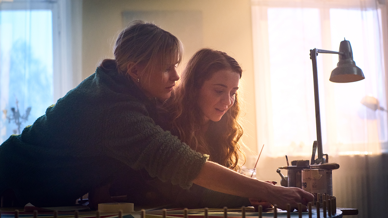 Netflix Sets November 2026 Release Date for Swedish Rom-Com 'The Christmas Switch'
