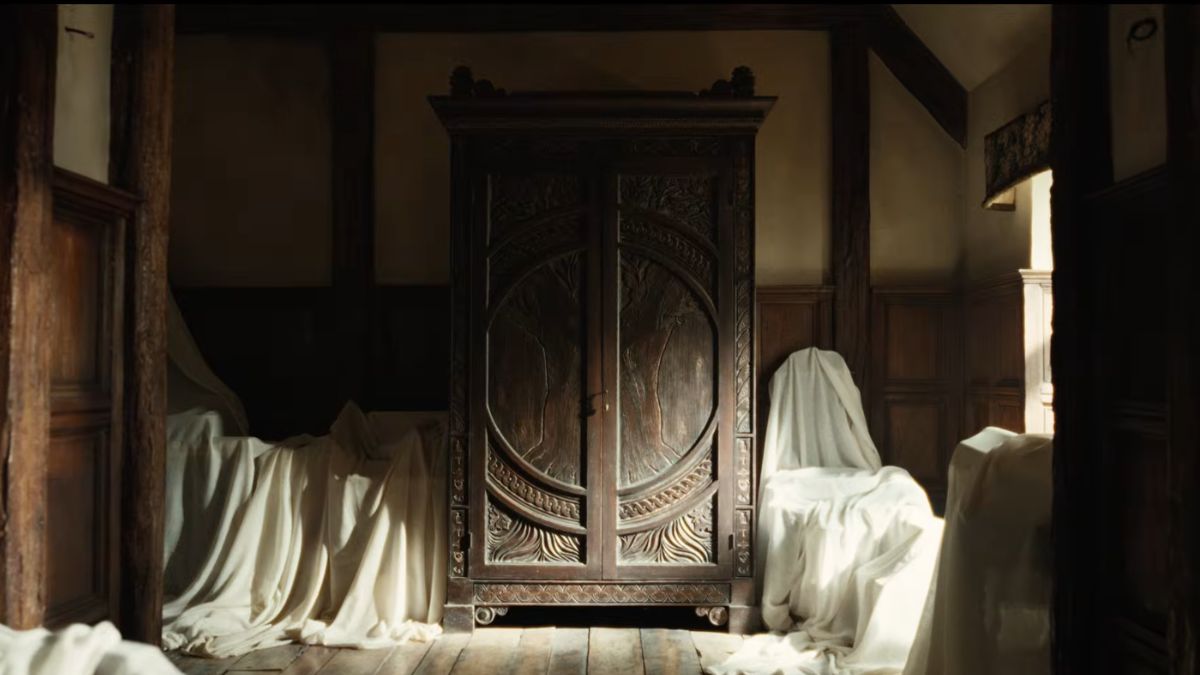 Narnia Wardrobe