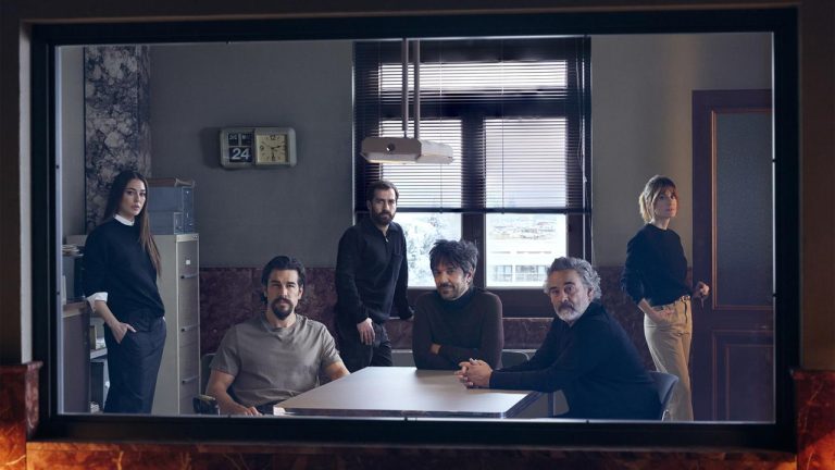 Oriol Paulo Returns to Netflix With Twisted New Christmas Thriller ...